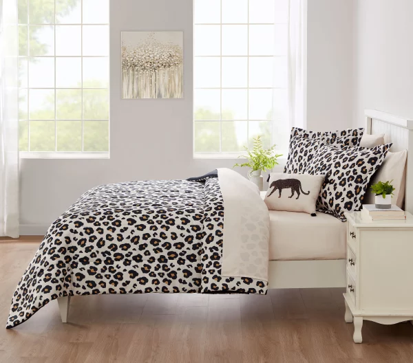 Mainstays 8 Piece Cheetah Print Bed in a Bag Comforter Set with Sheets, Queen