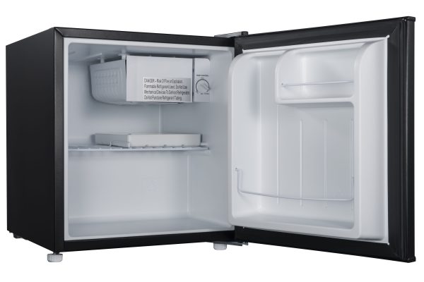 SLM 1.7 Cu ft Single Door Mini Fridge, Black
