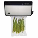 FoodSaver Vacuum Sealing System with Handheld Sealer Attachment