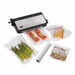 FoodSaver Vacuum Sealing System with Handheld Sealer Attachment