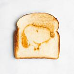 Uncanny Brands Peanuts Snoopy Two-Slice Toaster