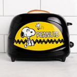 Uncanny Brands Peanuts Snoopy Two-Slice Toaster
