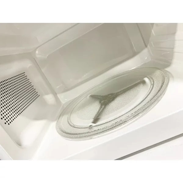 Danby DBMW1120BBB 1.1 Cu ft Countertop Microwave 1000 Watts 10 Power Levels