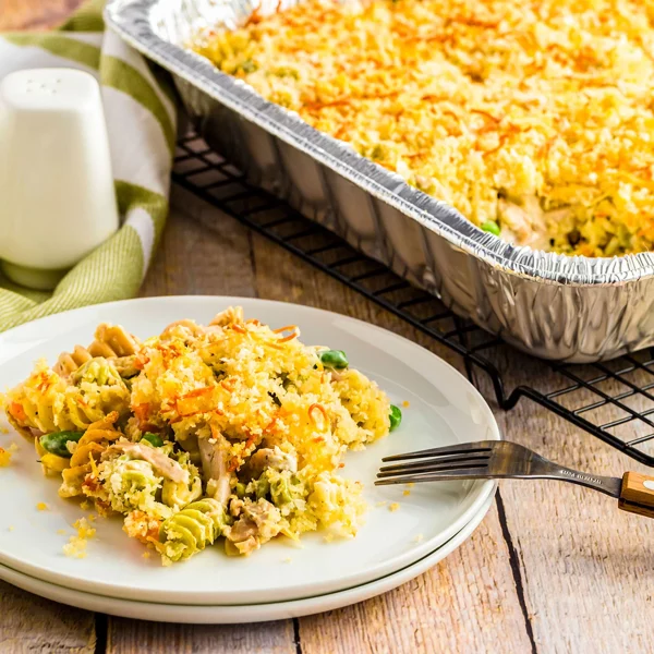 Handi-Foil Aluminum Giant Rectangular Lasagna Pan, 1 Count 13.5" x 9.63" x 2.75"