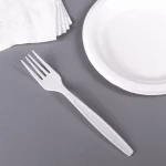Karat PP Plastic Extra Heavy Weight Forks - White - 1,000 ct