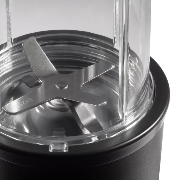 Nutribullet® Pro 32 oz. 900 Watt Personal Blender, Matte Black. (Condition: New)