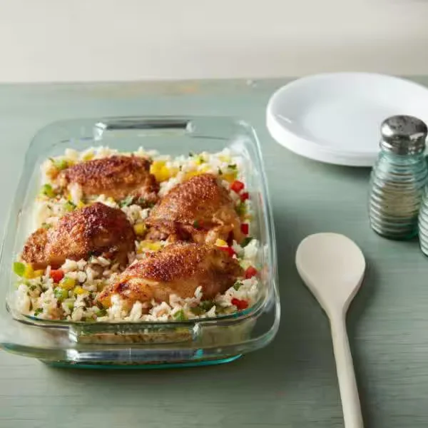 Easy Grab 3 qt. and 8 in. x 8 in. 4-Piece Glass Bakeware Set with Red Lids