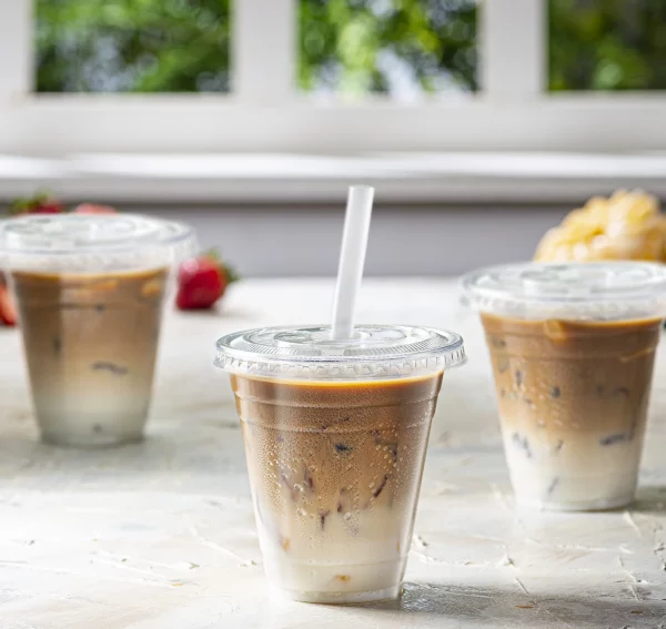 Comfy Package Clear Plastic Cups 12 Oz Disposable Coffee Cups with Lids, 50-Pack