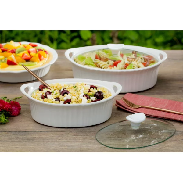 French White 1.5-Qt Oval Ceramic Casserole Dish with Glass Cover